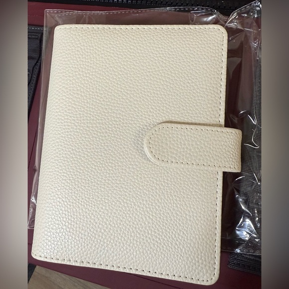 A6 Binder - Picture 1 of 6